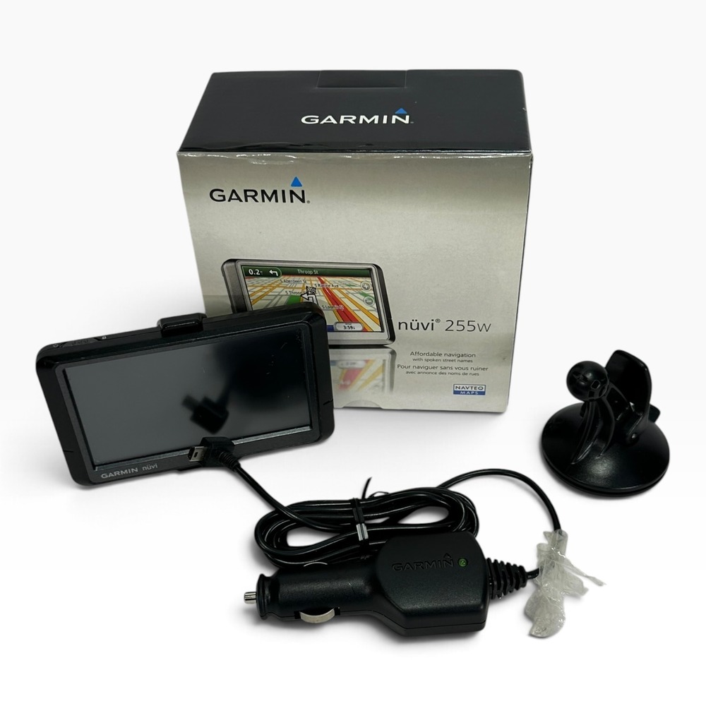Garmin nüvi 255W 4.3 inch GPS Navigator Bundle Tested Working